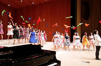 장미여성합창단 사진