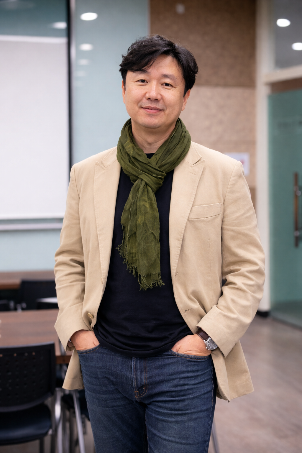 ■의료칼럼-얕은 물 다이빙, 목뼈·척추 손상 우려